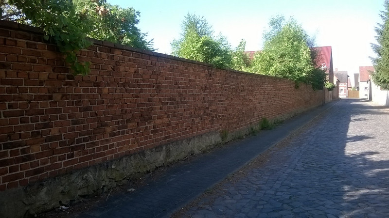 An den Sandbergen Richtung Hauptstraße (Juni 2015)